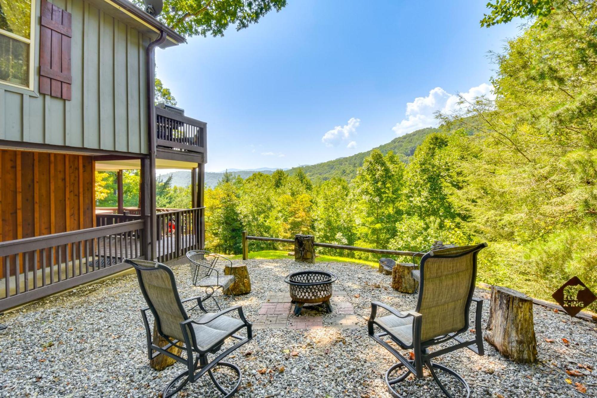 Mountain Cabin With Hot Tub And Fire Pit! Blairsville Esterno foto