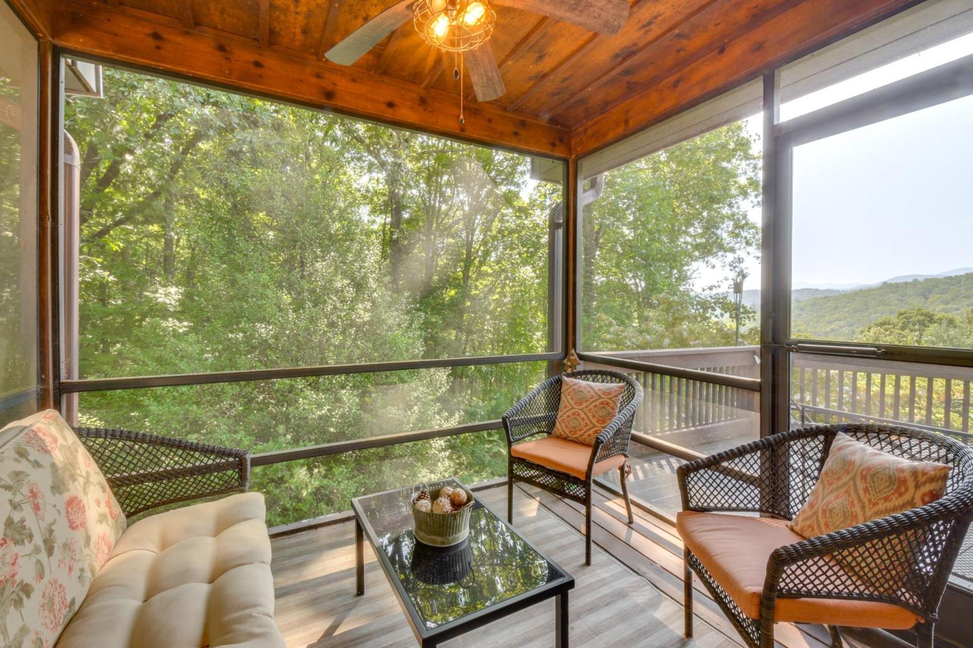 Mountain Cabin With Hot Tub And Fire Pit! Blairsville Esterno foto
